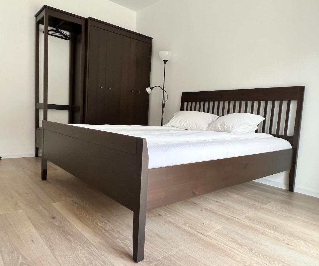 Appartamento Apartament Timisoara La Liziera Padurii Esterno foto